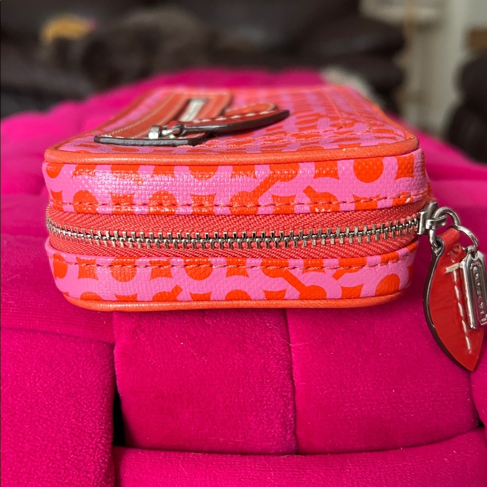 Coach Poppy Op Art Jewelry Pouch-Like New - Picture 10 of 16